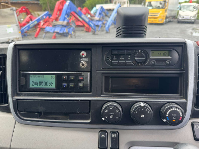 三菱ふそう キャンター 小型 冷蔵冷凍バン TPG-FBA50(113243) 32枚目