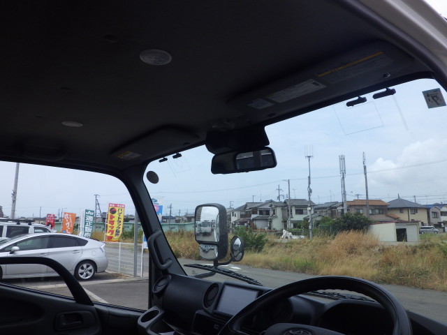 トヨタ トヨエース 小型 平ボディ 2RG-XZC605(110995) 24枚目