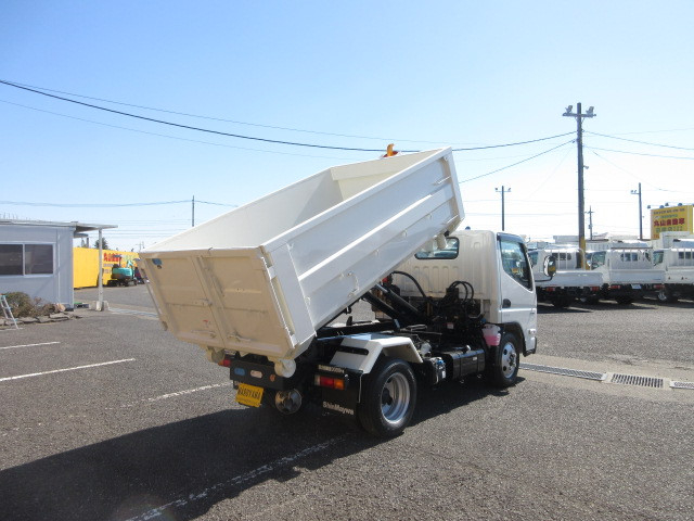 三菱ふそう キャンター 小型 コンテナ専用車 2RG-FEAV0(104675) 15枚目