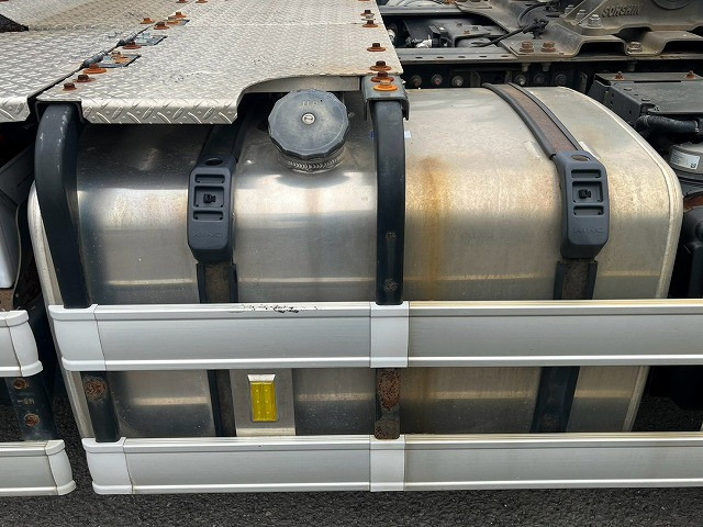 日野 プロフィア 大型 トラクタ QPG-SH1EDDG(113022) 35枚目