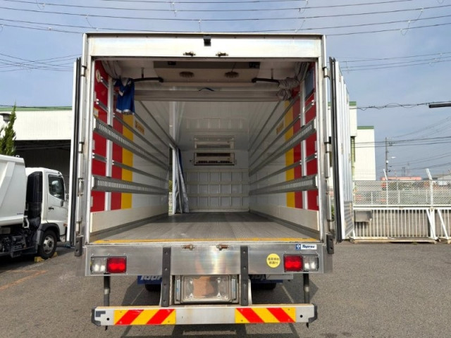 日野 レンジャー 増トン 冷蔵冷凍バン 2KG-FE2ABG(110446) 5枚目