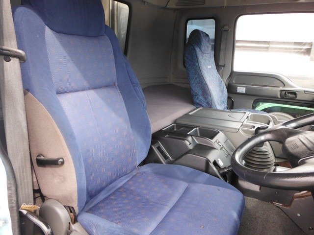いすゞ ギガ 大型 平ボディ PKG-CYY77V8J(3428) 24枚目