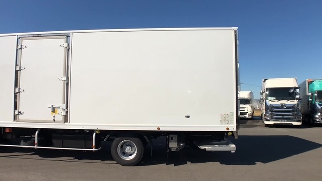 日野 レンジャー 中型 冷蔵冷凍バン 2KG-FD2ABA(37349) 10枚目