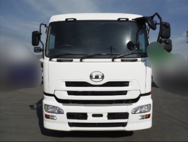 UDトラックス（日産） ビッグサム 大型 トラクタ LKG-GK5XAB(1601) 2枚目