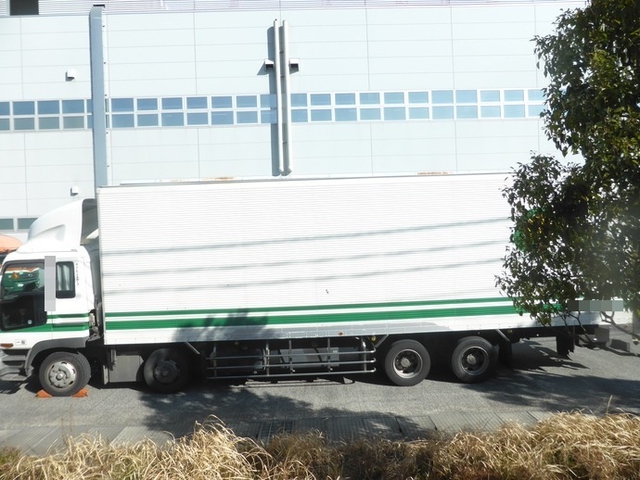 いすゞ ギガ 大型 バン KL-CYJ51W4A(2582) 8枚目