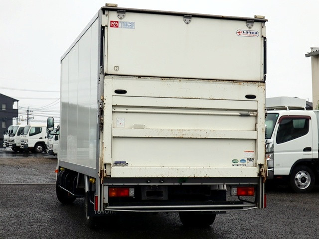 トヨタ トヨエース 小型 バン TKG-XZU710(111538) 2枚目