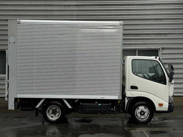 トヨタ ダイナ 小型 バン TPG-XZU605(110888) 3枚目