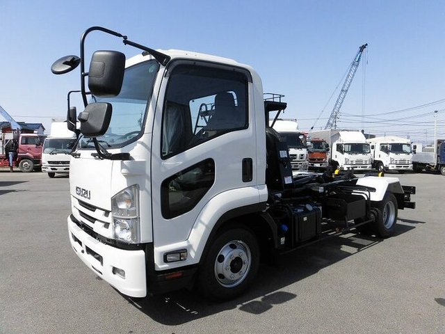 いすゞ フォワード 中型 コンテナ専用車 2PG-FRR90S2(9366) 1枚目