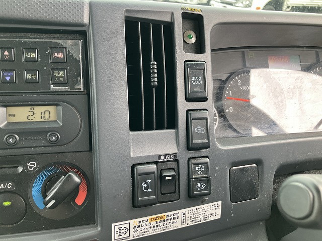 いすゞ エルフ 小型 冷蔵冷凍バン 2RG-NLR88AN(112442) 29枚目