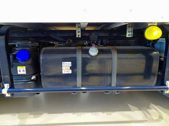 いすゞ エルフ 小型 バン 2RG-NLR88AN(112977) 39枚目