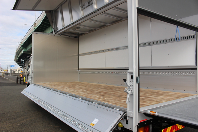 Mitsubishi Fuso fighter Middle Wing body 2KG-FK65F(104995) 14枚目