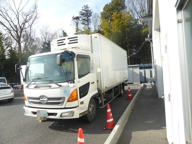 日野 レンジャー 中型 冷蔵冷凍バン ADG-FC7JKWA(2741) 7枚目