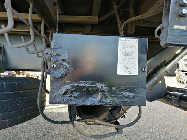 UDトラックス（日産） ビッグサム 大型 ウィング KL-CD48B(4826) 16枚目