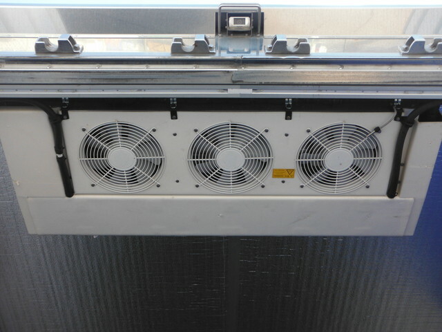 いすゞ ギガ 大型 冷蔵冷凍バン 2KG-CYJ77C(40144) 6枚目