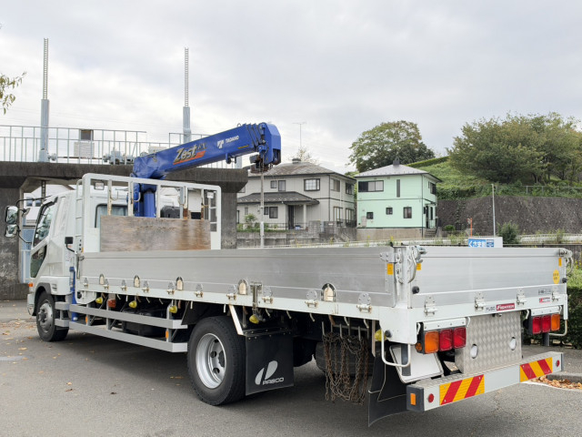 三菱ふそう ファイター 増トン 平ボディ（クレーン付） 2KG-FK62FY(113979) 4枚目