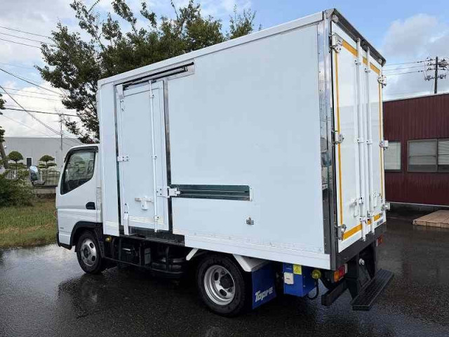 三菱ふそう キャンター 小型 冷蔵冷凍バン TPG-FBA20(110738) 4枚目