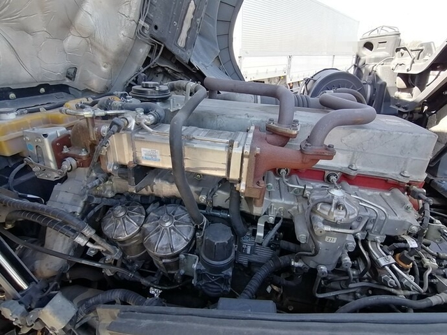 日野 プロフィア 大型 トラクタ LKG-SH1EDAG(5626) 46枚目