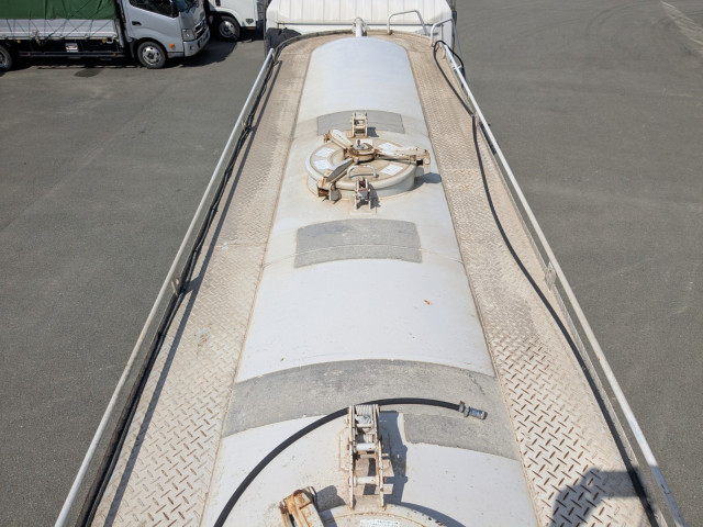 Nissan UD quon Large Bulk truck QKG-CD5ZL(109823) 21枚目