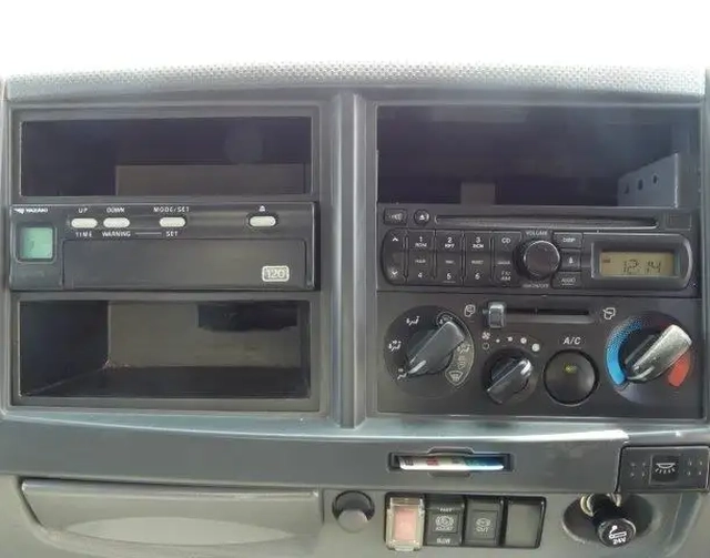 いすゞ フォワード 増トン バン PDG-FTR34T2(106653) 40枚目