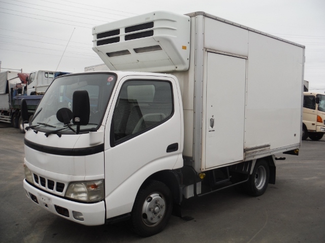 トヨタ ダイナ 小型 冷蔵冷凍バン KK-XZU302(1012) 1枚目