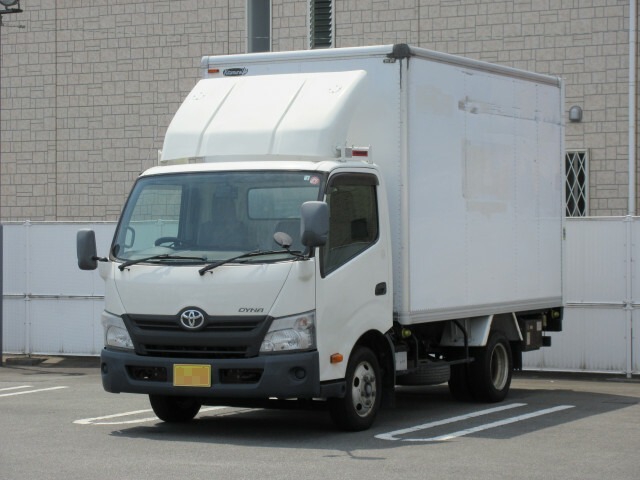 トヨタ ダイナ 小型 バン SKG-XZU700(6605) 1枚目