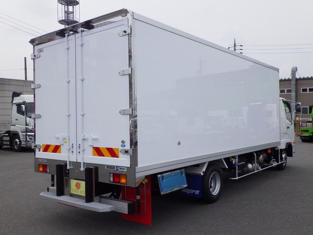 Mitsubishi Fuso - Middle Freezer box_body 2KG-FK65F(107088) 4枚目