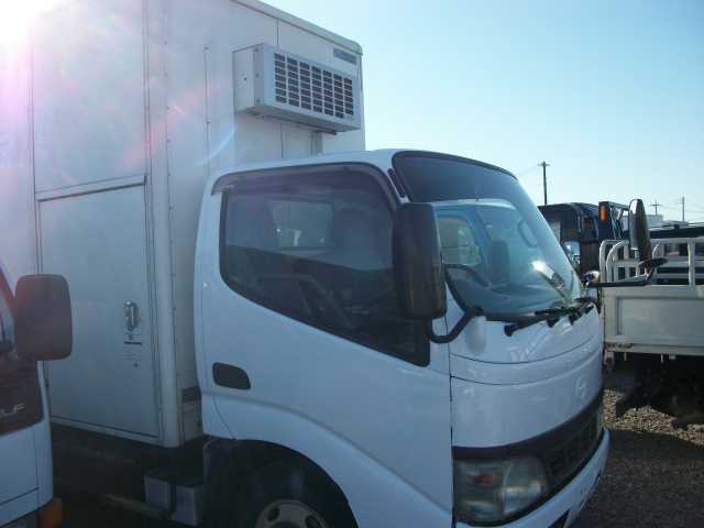 日野 デュトロ 小型 バン VF-XKU304E(37765) 4枚目