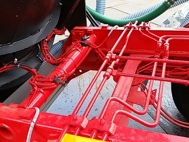 いすゞ フォワード 中型 バキュームダンパー/汚泥吸引車 KK-FRR35D4(7040) 38枚目