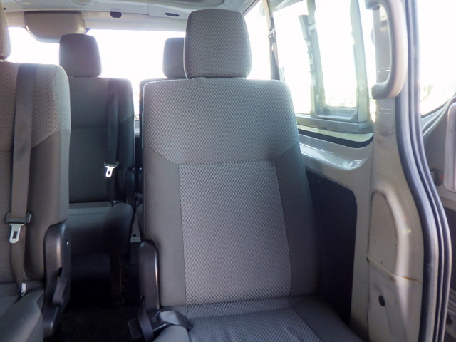 日産自動車 キャラバン 小型 バス CBA-KS2E26(113971) 11枚目