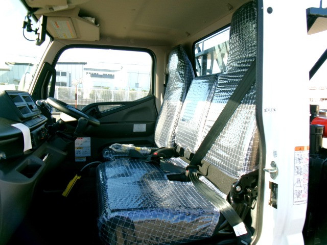 三菱ふそう キャンター 小型 コンテナ専用車 2RG-FBAV0(113133) 32枚目