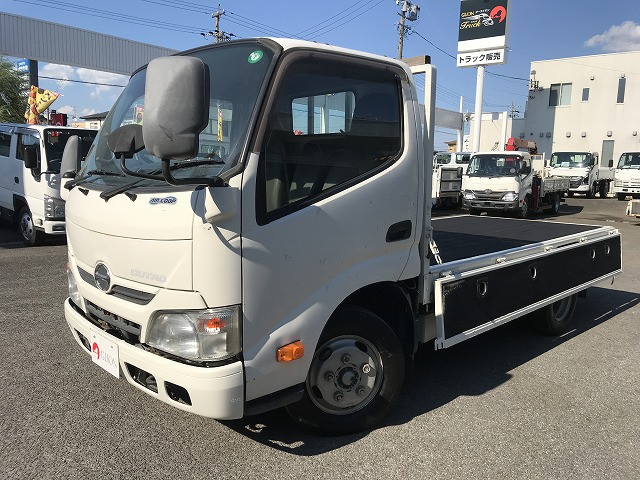日野 デュトロ 小型 平ボディ SKG-XZU600M(110154) 9枚目
