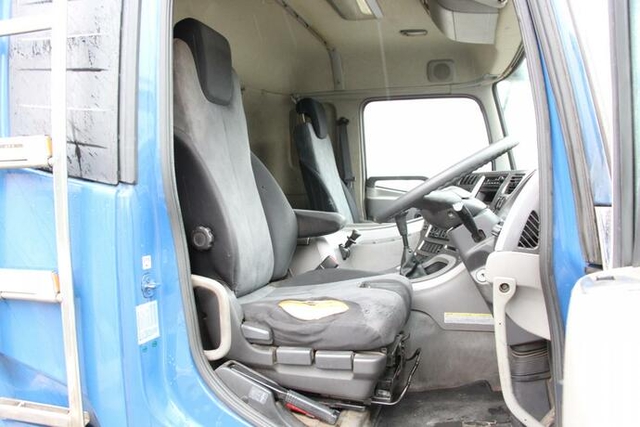 UDトラックス（日産） クオン 大型 深ダンプ（土砂禁） QKG-CD5YL(11822) 9枚目