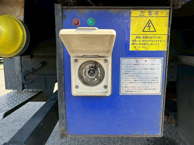 いすゞ エルフ 小型 冷蔵冷凍バン TKG-NMR85AN(105911) 15枚目