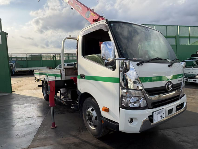 トヨタ トヨエース 小型 平ボディ（クレーン付） TKG-XZU722(83789) 37枚目