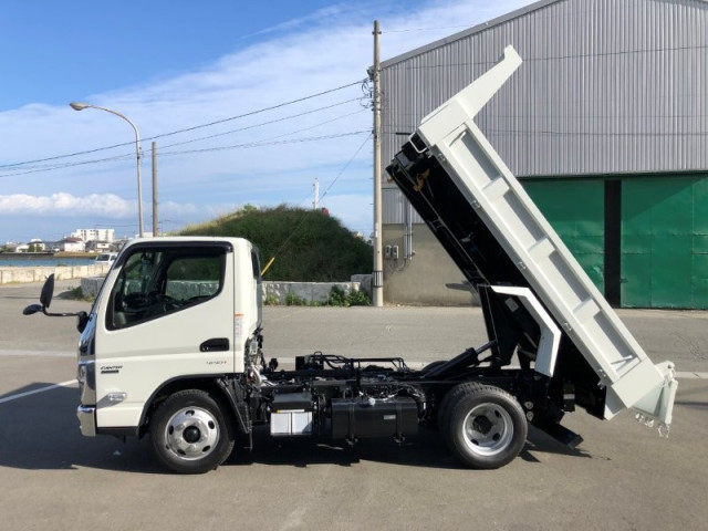 三菱ふそう キャンター 小型 土砂ダンプ 2RG-FBA60(113912) 7枚目
