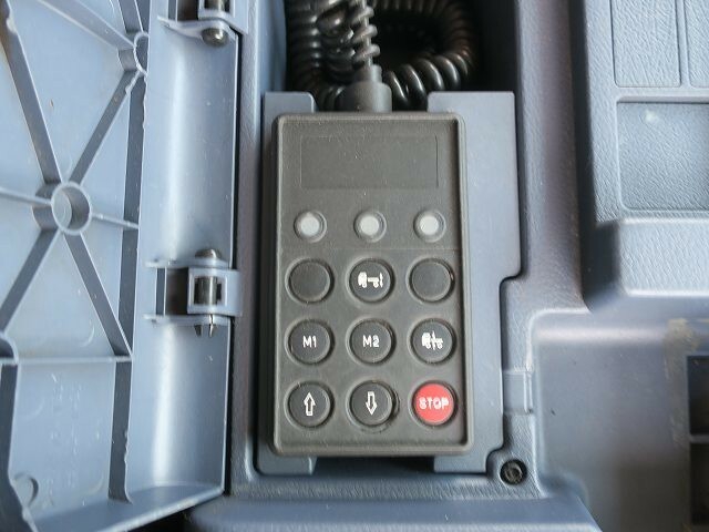 日野 プロフィア 大型 キャリアカー PK-FW1EYWG(27500) 17枚目