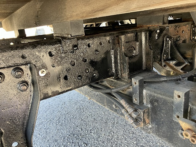 いすゞ エルフ 小型 平ボディ（クレーン付） TDG-NPS85AR(112801) 26枚目