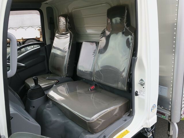 いすゞ エルフ 小型 バン TKG-NLR85AN(37075) 23枚目