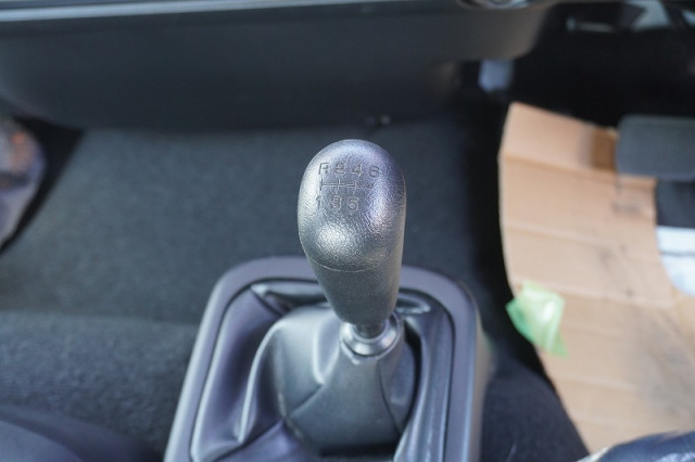 三菱ふそう ファイター 増トン コンテナ専用車 2KG-FK62FZ(107683) 26枚目