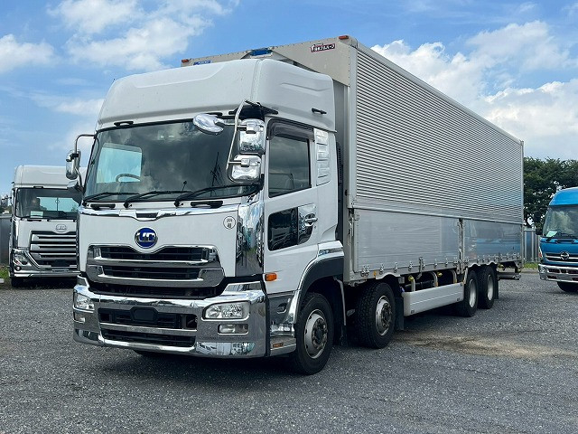 UDトラックス（日産） クオン 大型 ウィング QPG-CG5ZA(112156) 2枚目