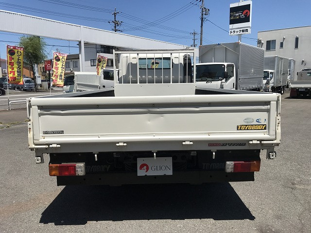 日野 デュトロ 小型 平ボディ SKG-XZU710M(110165) 5枚目