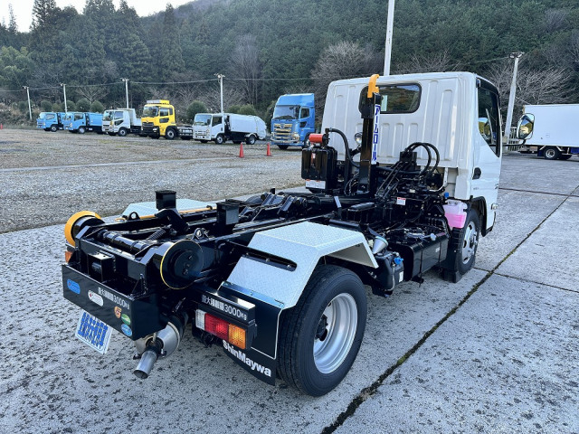 Mitsubishi Fuso canter Small Arm roll trucks 2RG-FBAV0(102246) 2枚目