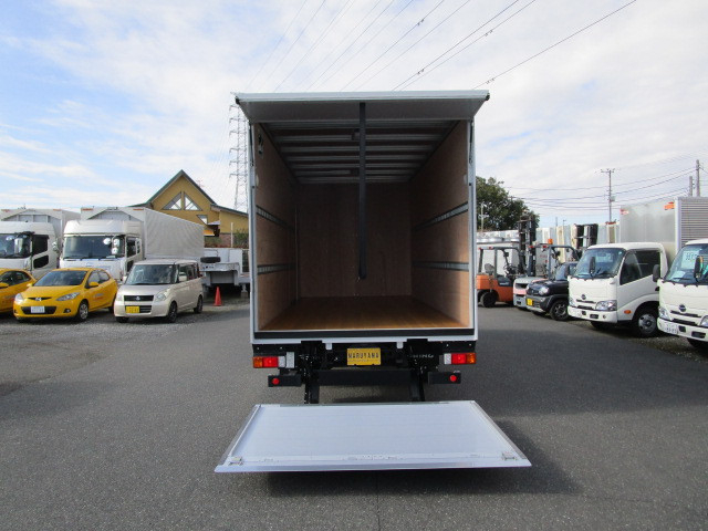 日野 デュトロ 小型 バン 2WG-XZU713N(111501) 10枚目
