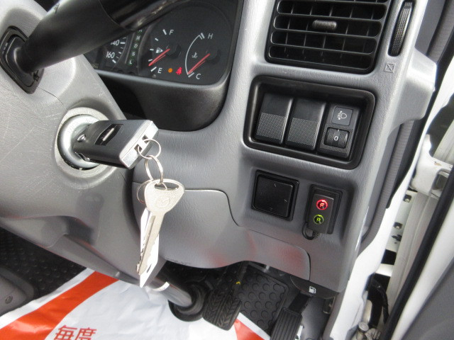 マツダ ボンゴ 小型 Translation missing: ja.item.body_keijou_enum.body_keijou_light_van DBF-SLP2M(109758) 14枚目