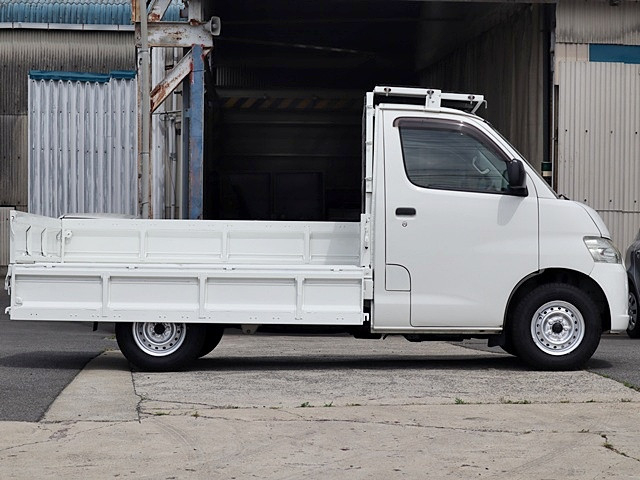 トヨタ ライトエース 小型 平ボディ DBF-S402U(109752) 10枚目