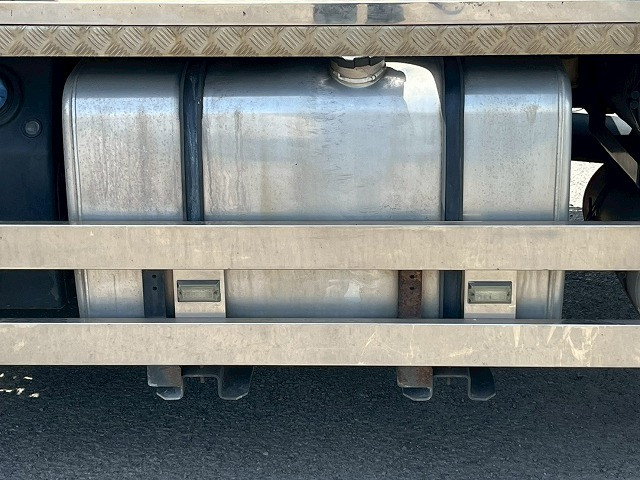 UDトラックス（日産） クオン 大型 トラクタ 2PG-GK5AAD(109385) 36枚目