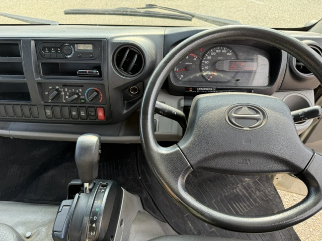 Hino dutro Small Flat body TKG-XZC710M(109622) 24枚目