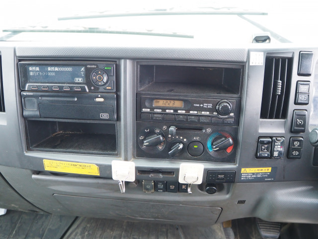 いすゞ フォワード 増トン 平ボディ（クレーン付） QKG-FTR34S2(112095) 46枚目