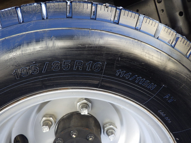 マツダ タイタン 小型 平ボディ TRG-LKR85A(112945) 33枚目