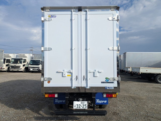 三菱ふそう キャンター 小型 冷蔵冷凍バン 2RG-FBAV0(113802) 7枚目